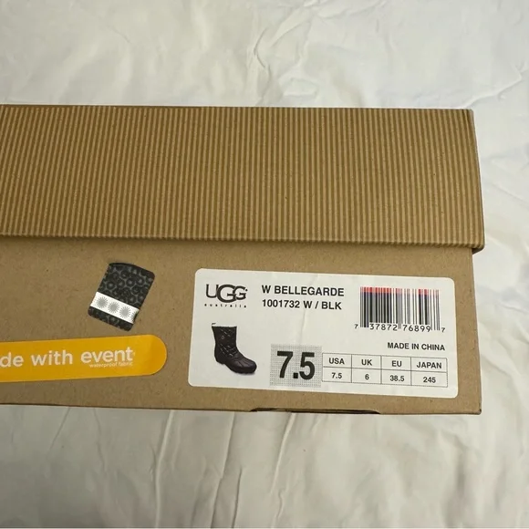 UGG Bellegarde Quilted Leather waterproof Shearling Boots, Black, Size 7.5 - Picture 9 of 10